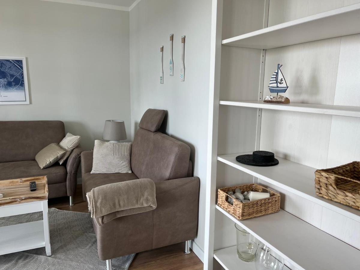 Traumwohnung Mit Stadthafen-Panorama! Zwei Schlafzimmer, Parkplatz Rostock Exterior photo